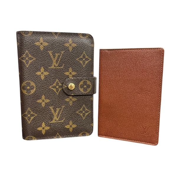 Louis Vuitton Monogram Zippy Wallet Passport Organizer - Picture 13 of 15